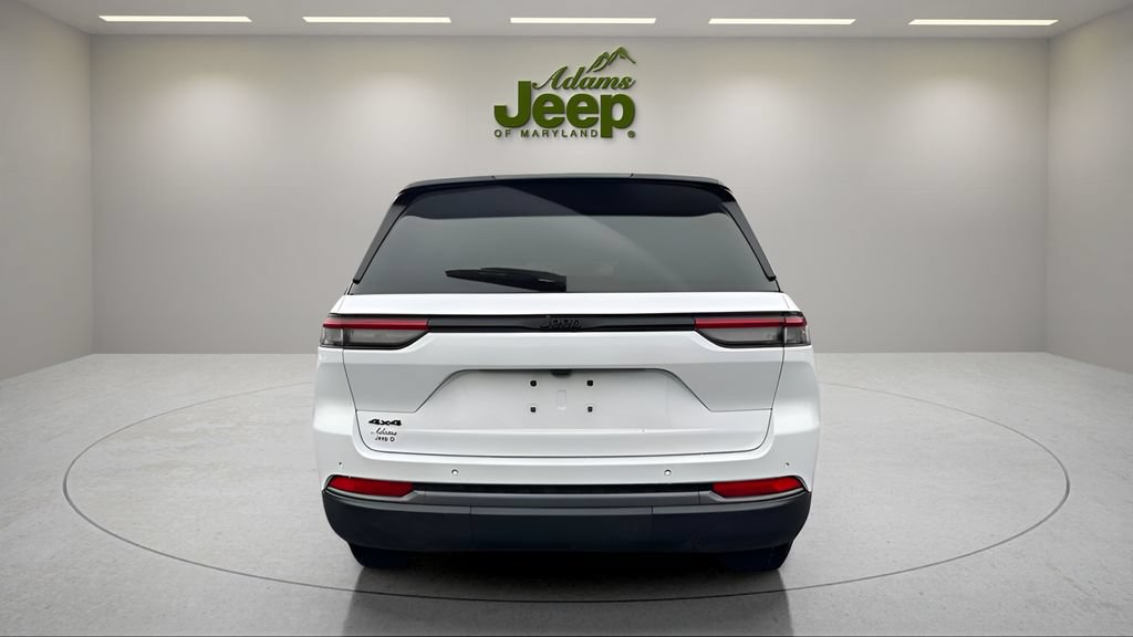 New 2026 Jeep Grand Cherokee Altitude AWD/4WD image 14
