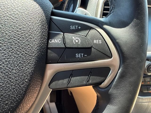 Used 2016 Jeep Grand Cherokee Limited RWD image 36