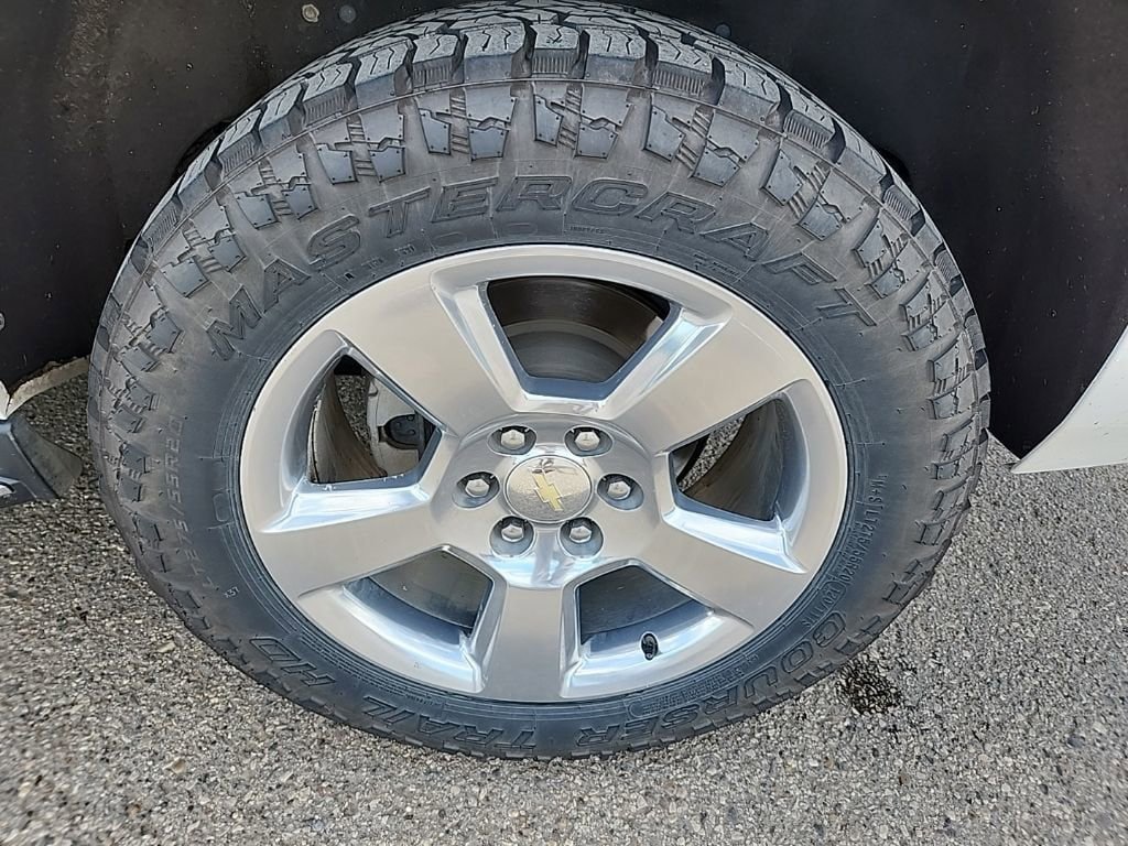 Certified 2020 Chevrolet Suburban Premier AWD/4WD image 44
