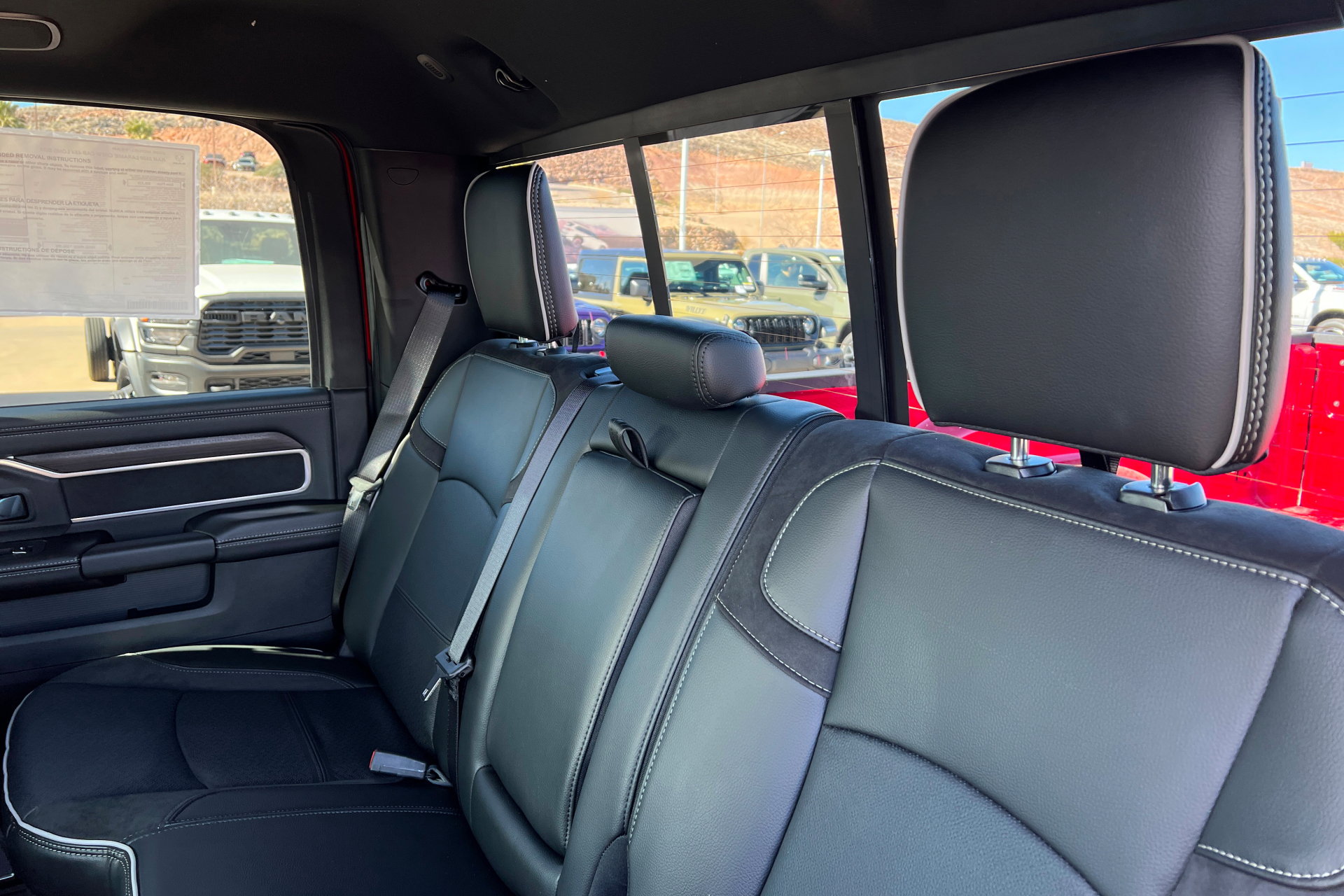 New 2026 RAM 3500 Laramie AWD/4WD image 20