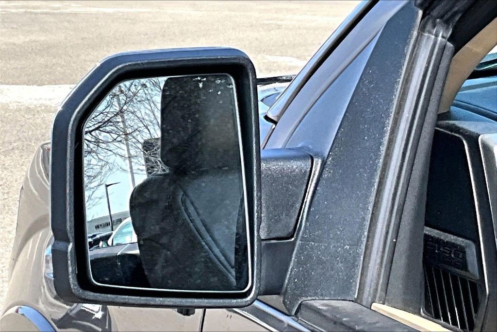 Used 2019 Ford F150 Lariat image 13