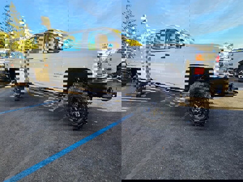 Used 2015 Chevrolet Silverado 2500 W/T image 12