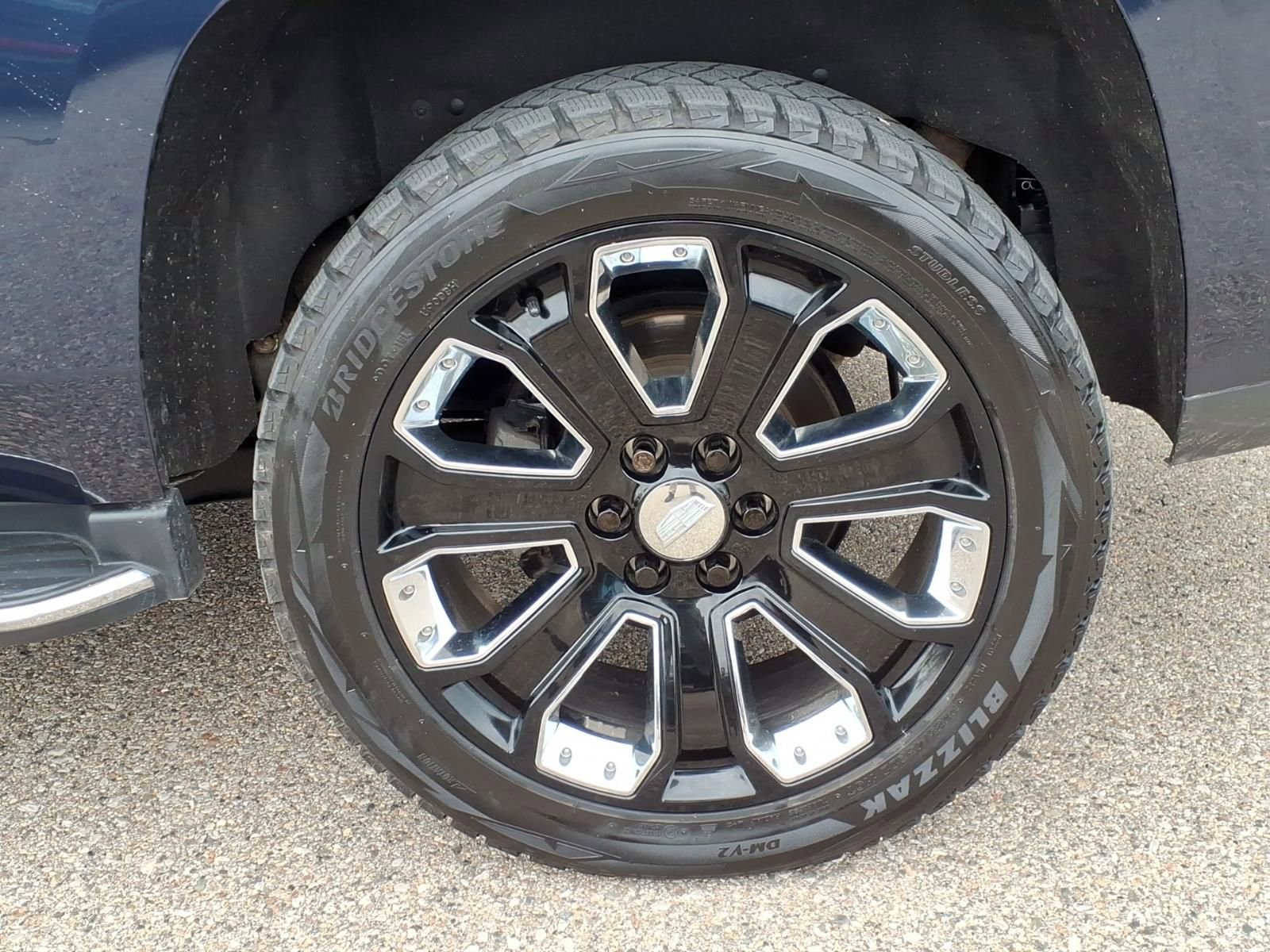 Used 2020 Cadillac Escalade Luxury AWD/4WD image 9