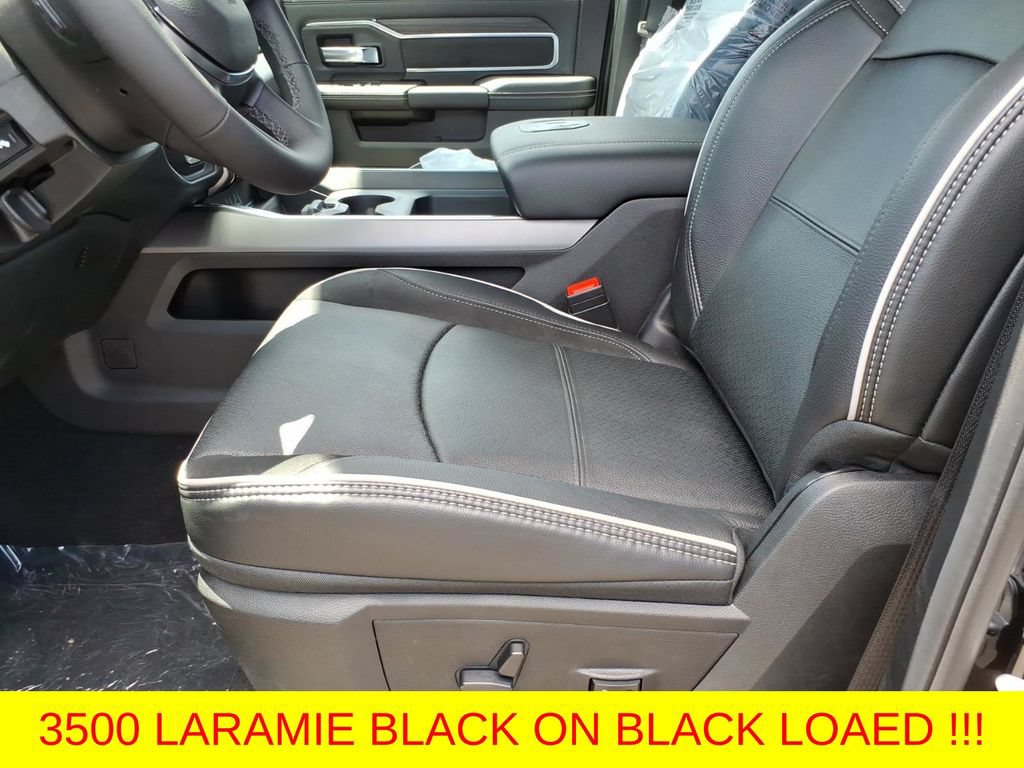 New 2026 RAM 3500 Laramie w/ Night Edition AWD/4WD image 10