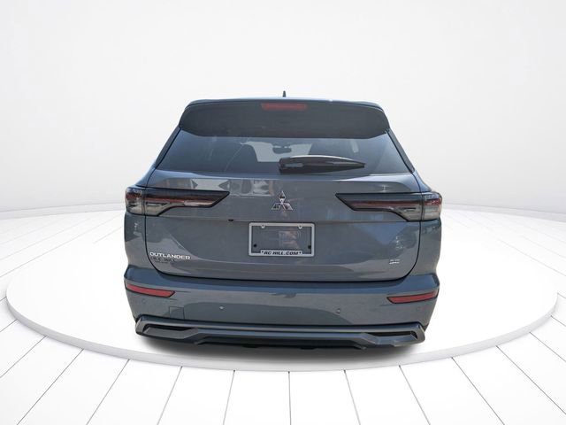 New 2026 Mitsubishi Outlander SE image 5