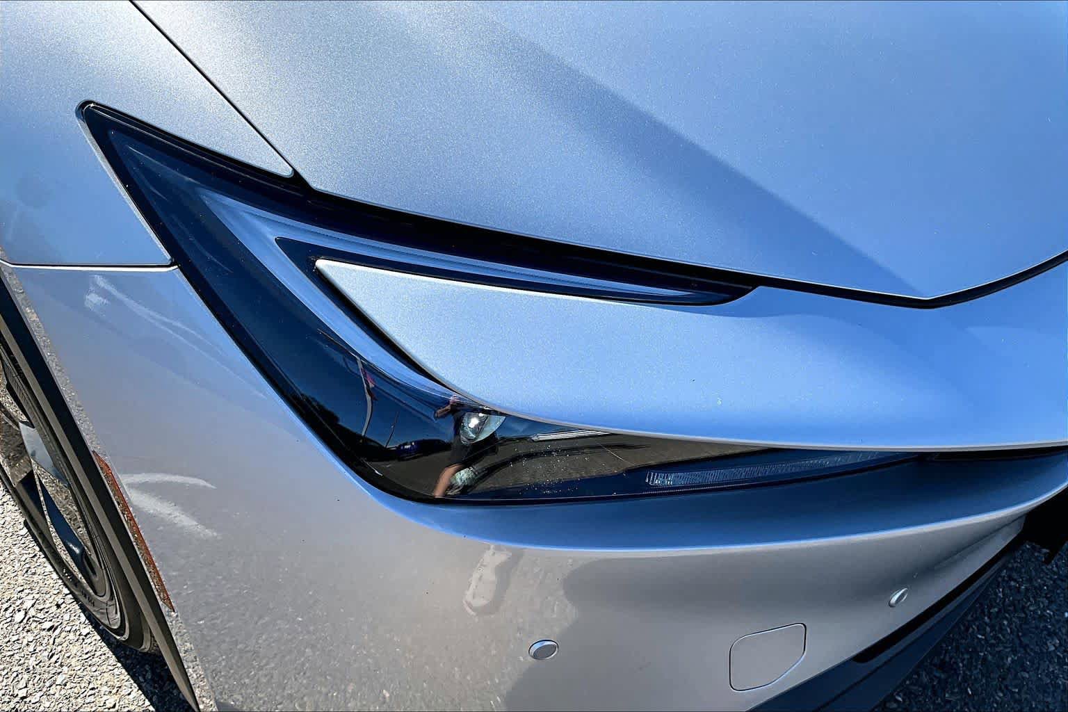 Used 2024 Toyota Prius LE FWD image 27