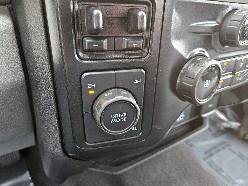 Used 2024 Ford F450 XLT w/ 360-Degree Camera Package image 25