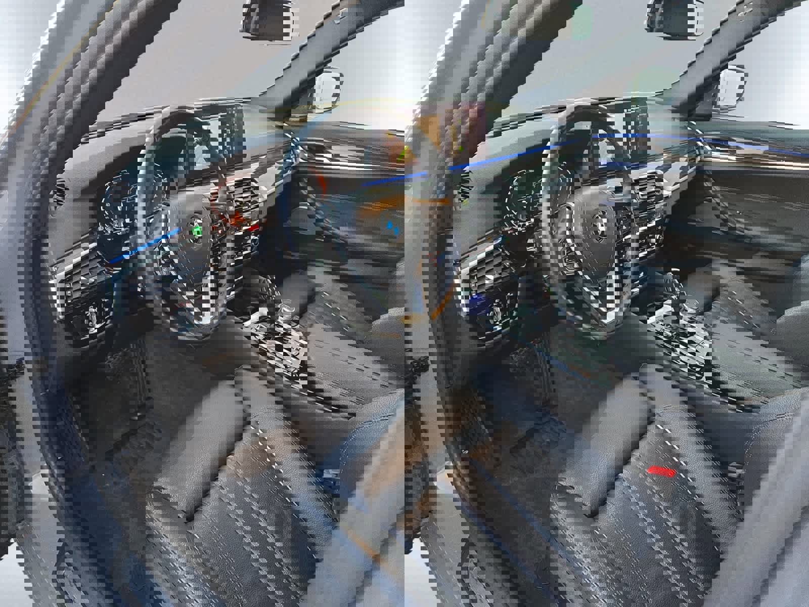 Used 2022 BMW 540i xDrive xDrive w/ Premium Package image 5