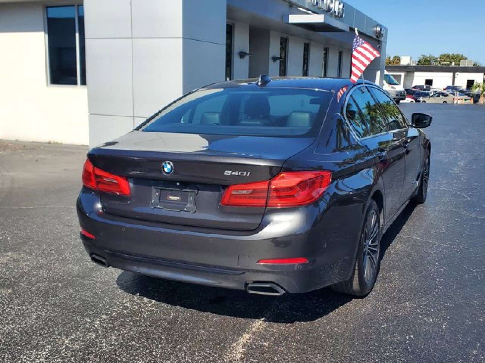Used 2018 BMW 540i image 7