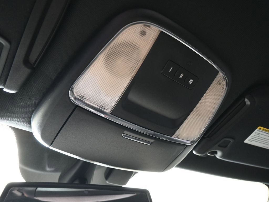 Used 2014 Dodge Charger R/T w/ Blacktop Package image 21