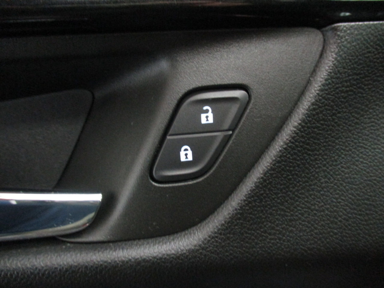 Used 2024 Chevrolet TrailBlazer RS w/ Convenience Package image 17