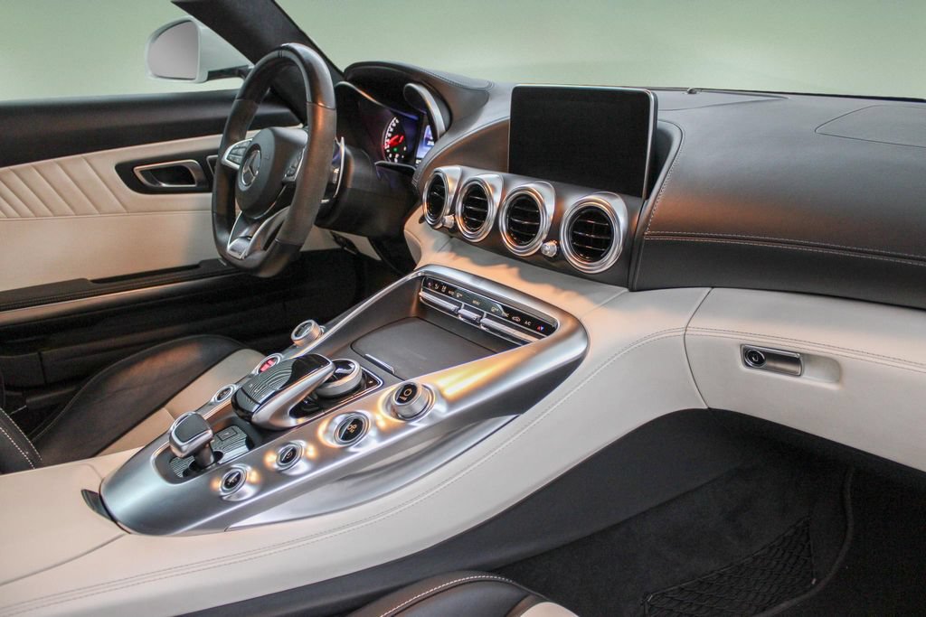 Used 2017 Mercedes-Benz AMG GT Coupe image 22