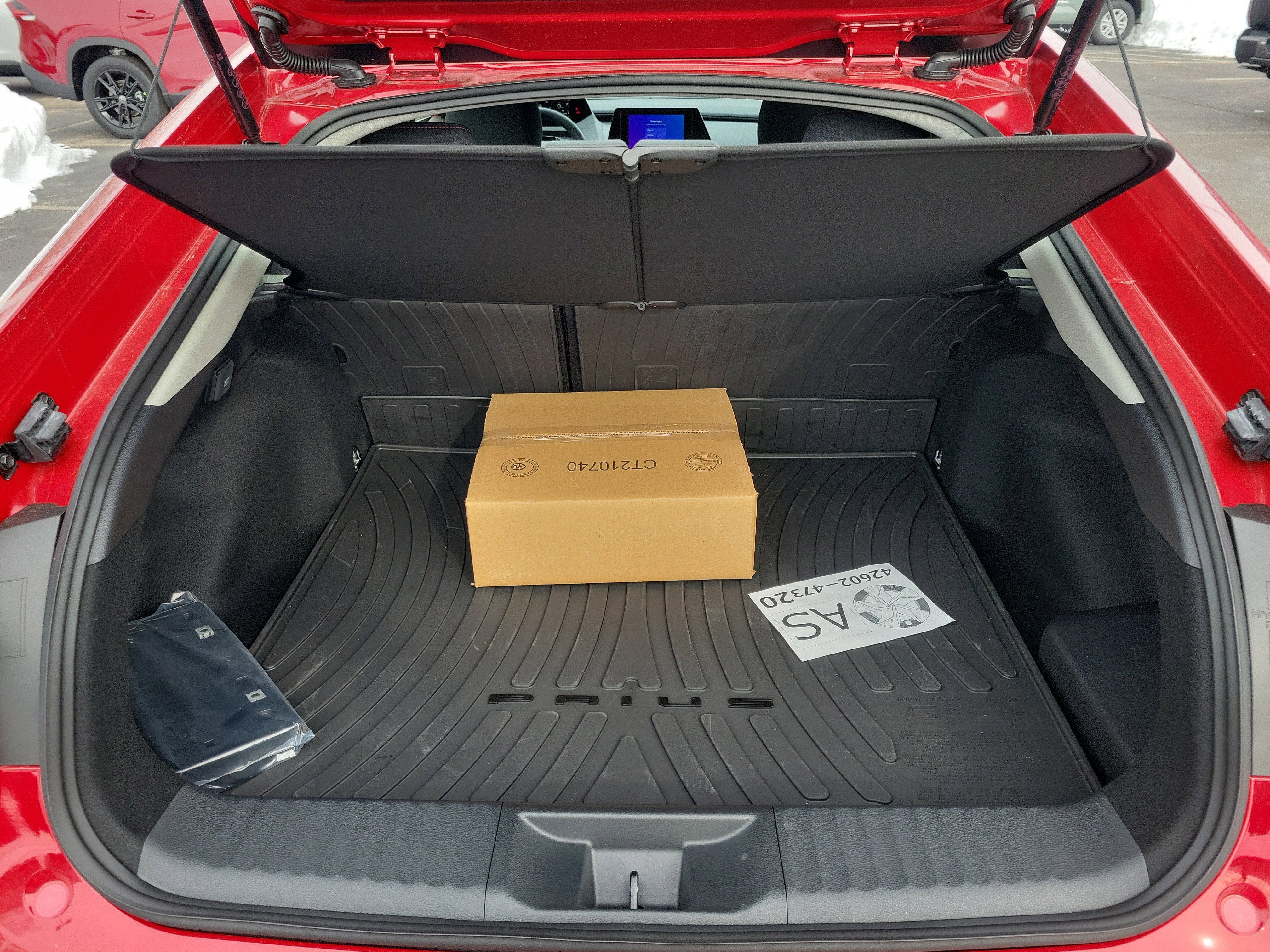 New 2026 Toyota Prius Plug-In Hybrid image 5