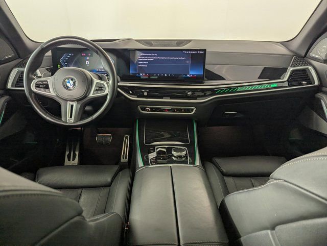Used 2024 BMW X5 M60i AWD/4WD image 23