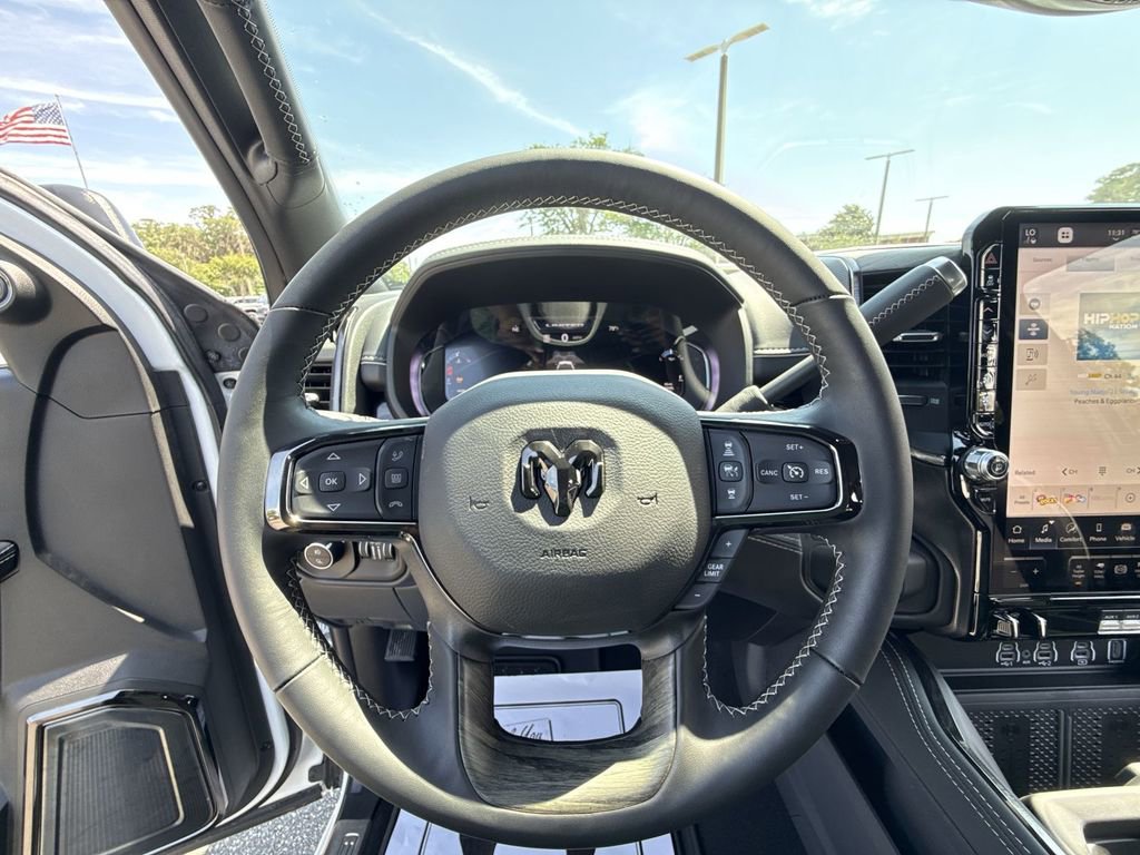 New 2026 RAM 2500 Limited AWD/4WD image 16