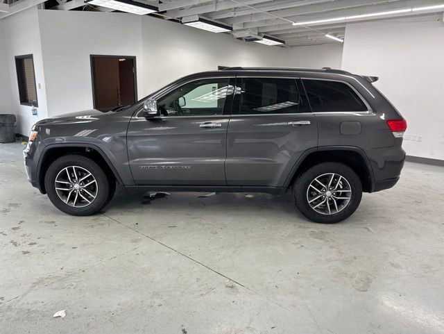Used 2017 Jeep Grand Cherokee Limited AWD/4WD image 6