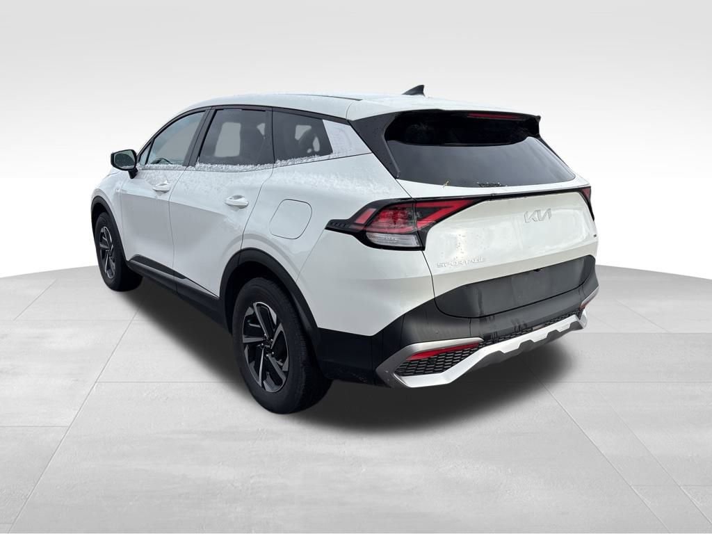 Certified 2023 Kia Sportage LX image 7