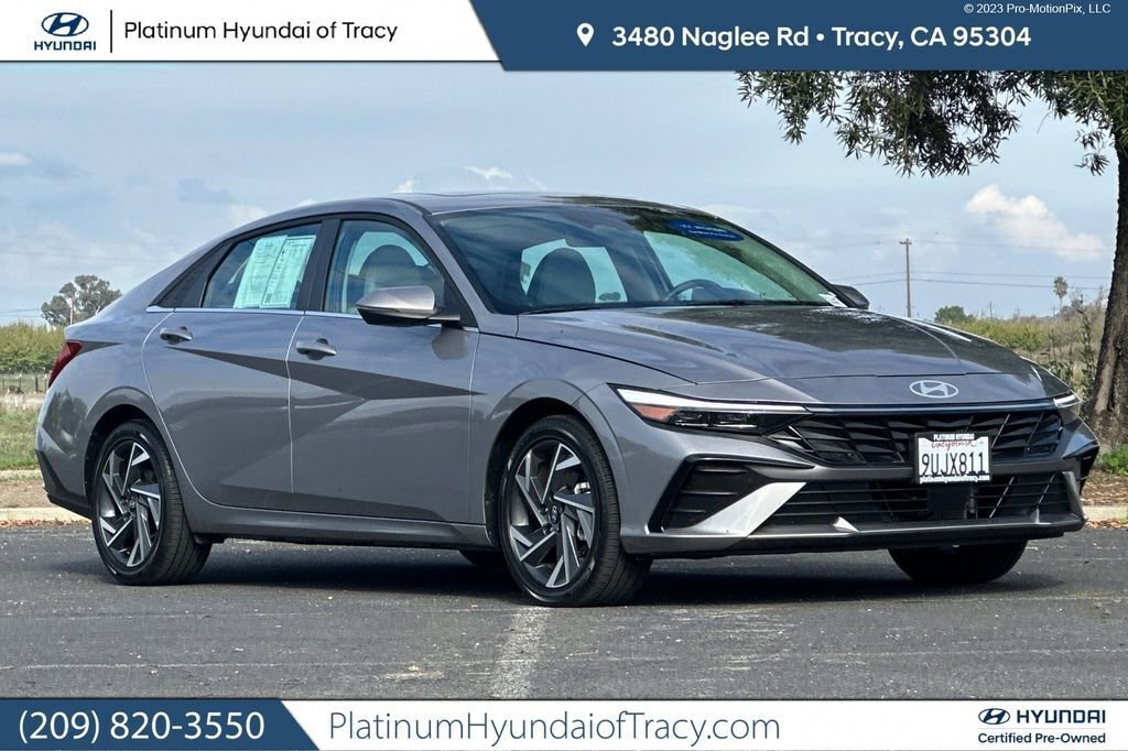 Used 2025 Hyundai Elantra Limited