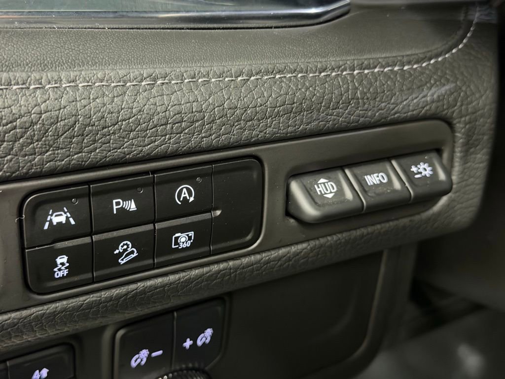 Certified 2023 GMC Yukon Denali image 37