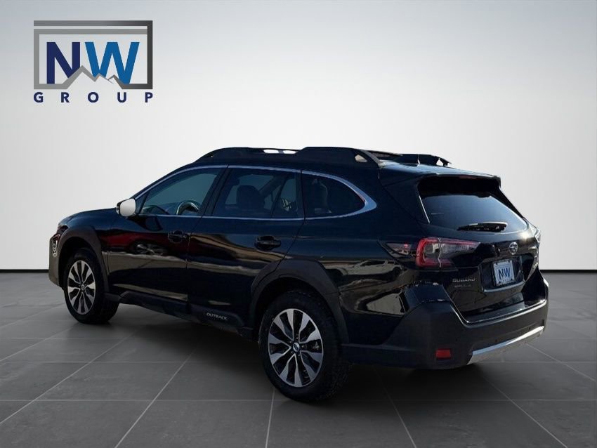 Used 2024 Subaru Outback Limited image 4