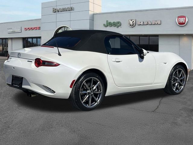 Used 2022 MAZDA MX-5 Miata Grand Touring RWD image 7