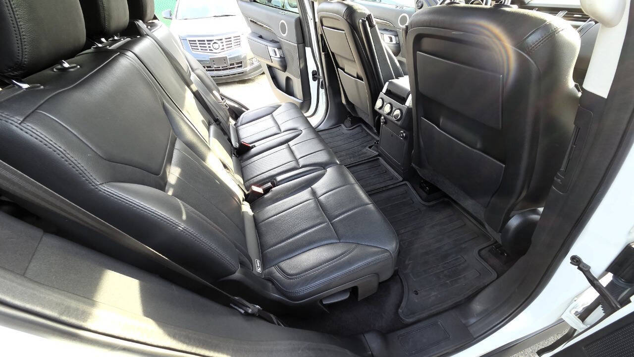 Used 2019 Land Rover Discovery SE AWD/4WD image 39