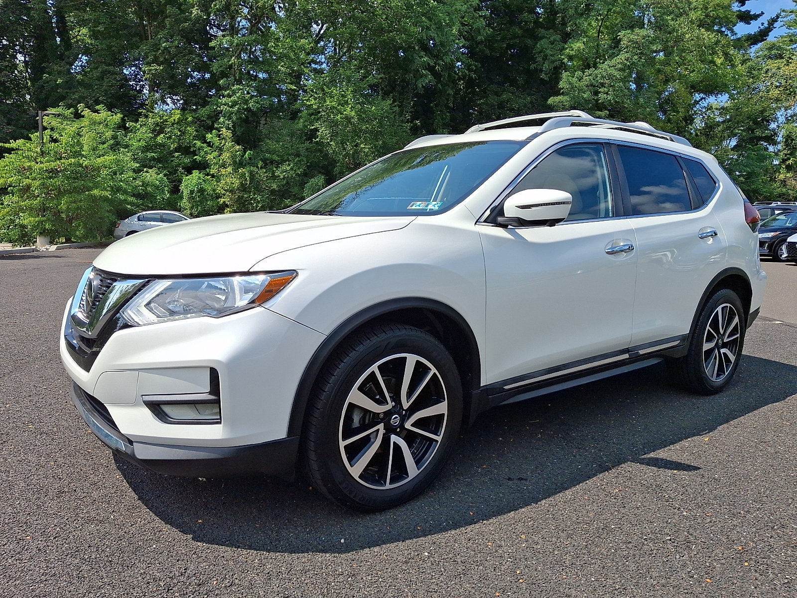 Used 2020 Nissan Rogue SL AWD/4WD image 3