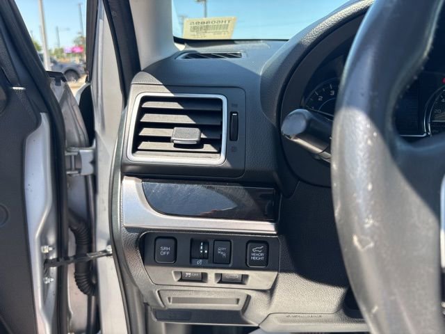 Used 2017 Subaru Forester 2.5i Limited image 16