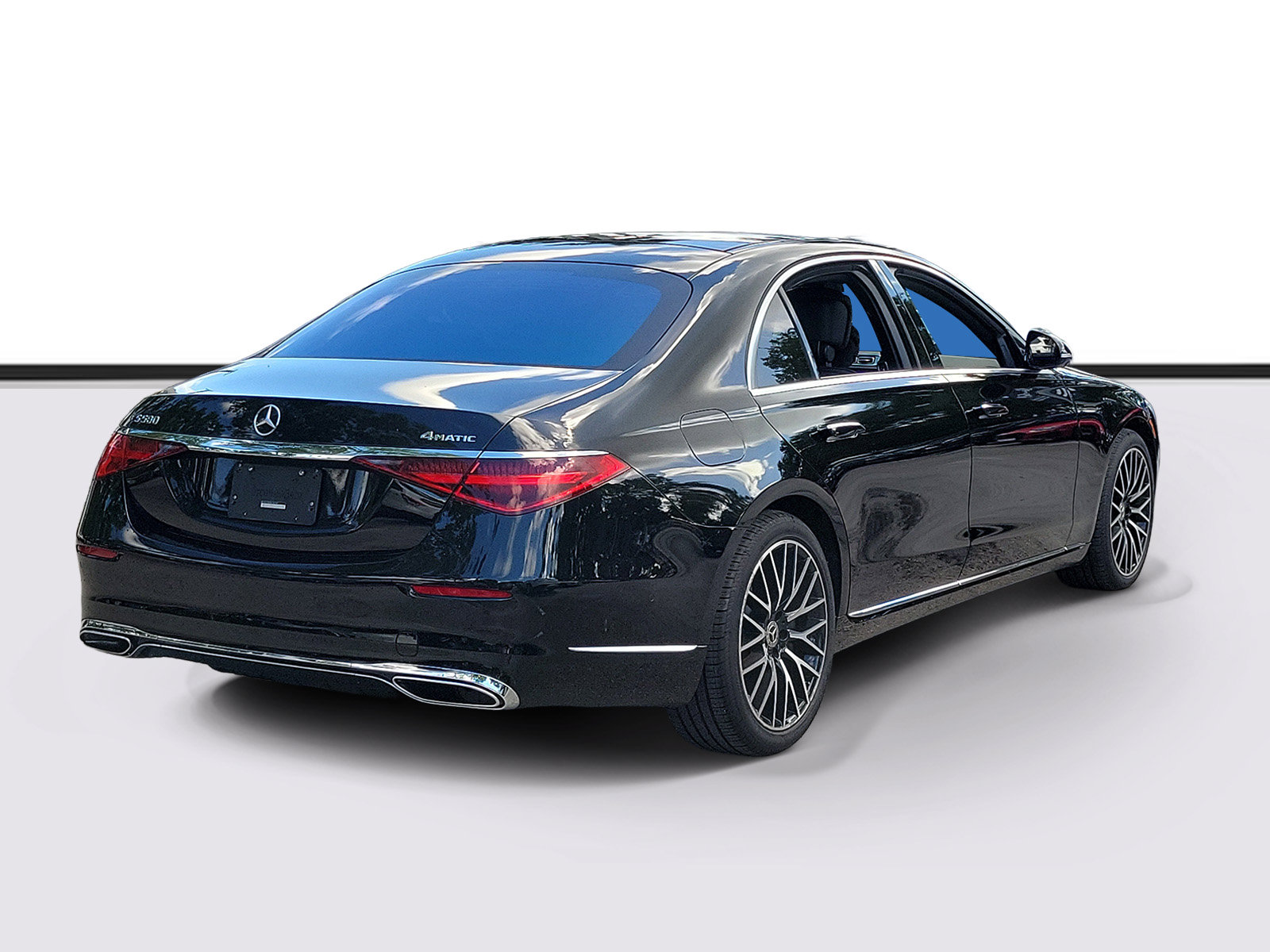 Used 2022 Mercedes-Benz S 580 4MATIC Sedan image 3