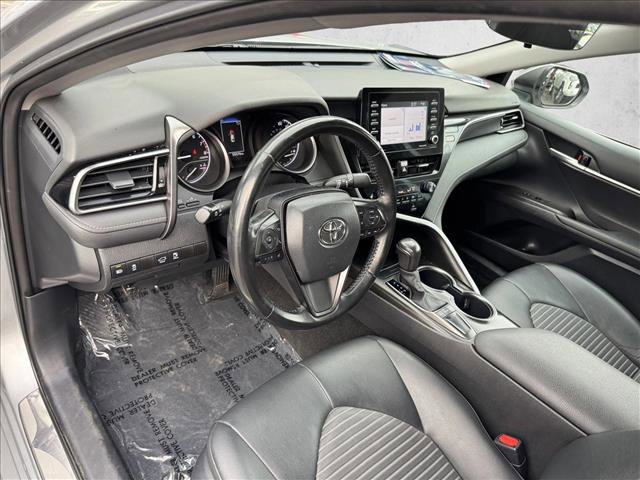 Used 2024 Toyota Camry SE FWD image 11