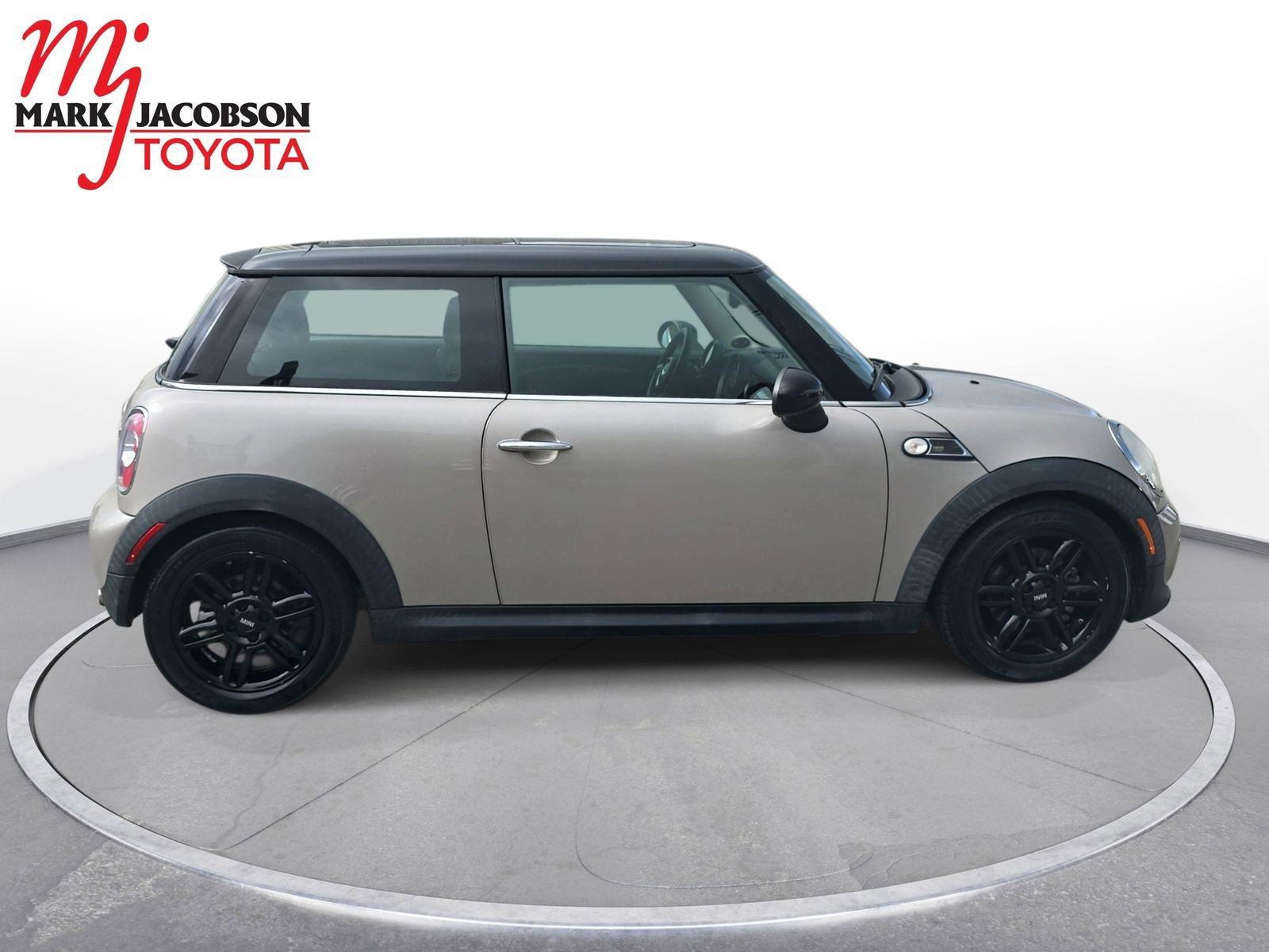 Used 2013 MINI Cooper Hardtop image 6