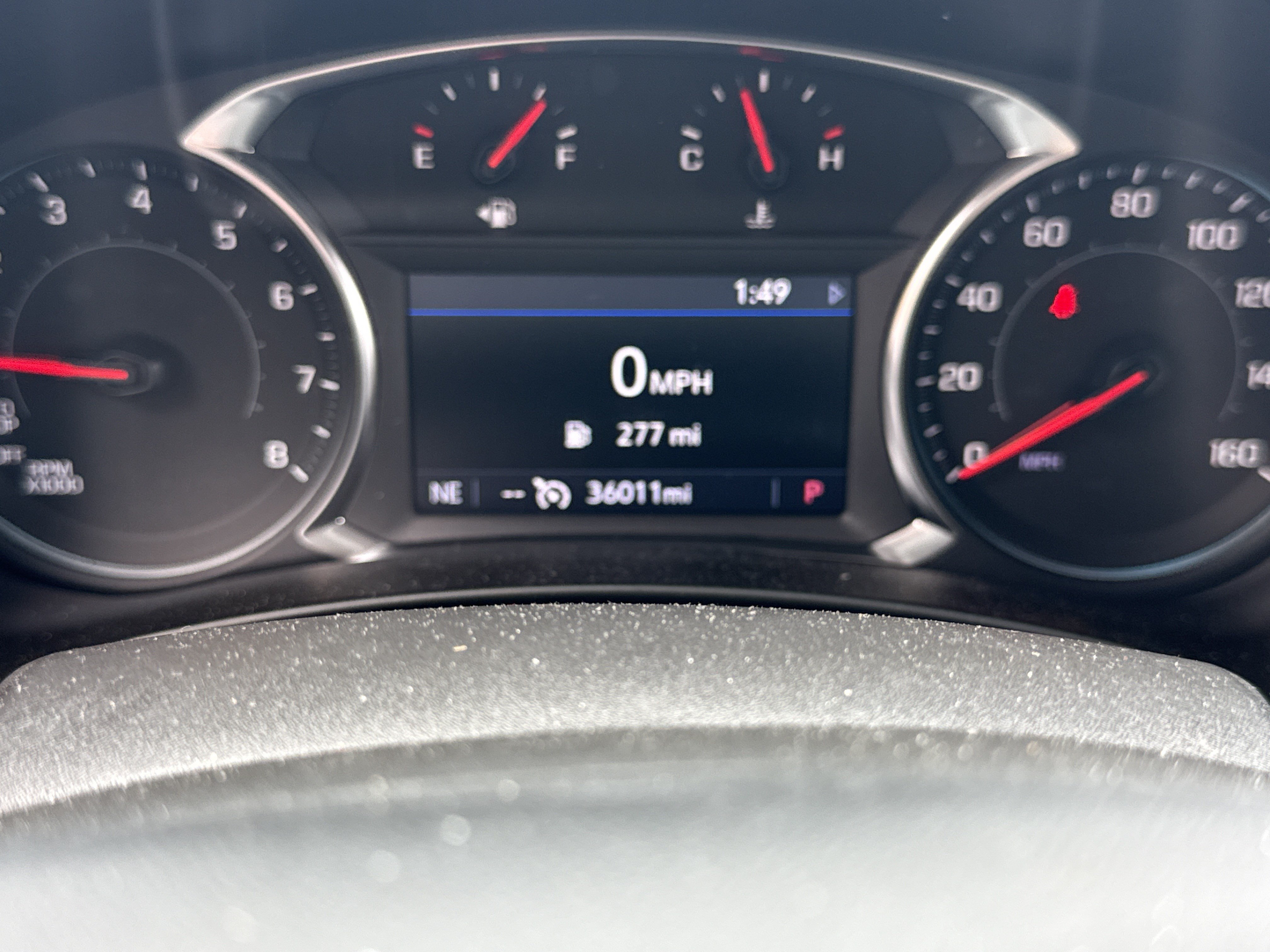 Used 2023 Chevrolet Equinox Premier AWD/4WD image 37