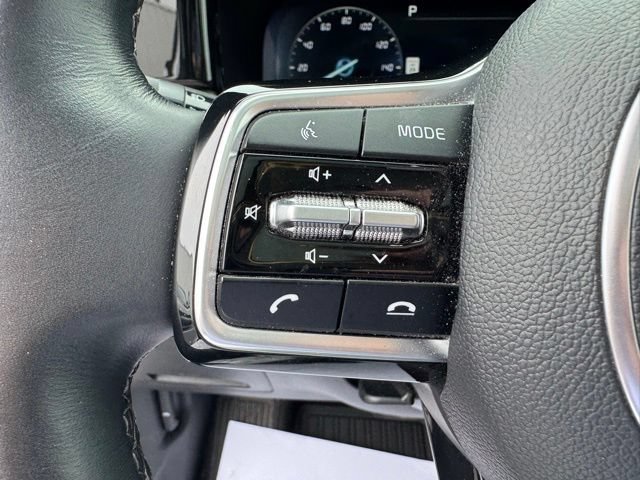Used 2023 Kia Sorento SX AWD/4WD image 15