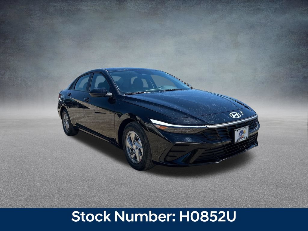 New 2026 Hyundai Elantra SE FWD image 8