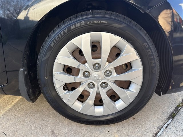 Used 2016 Hyundai Elantra GT image 23