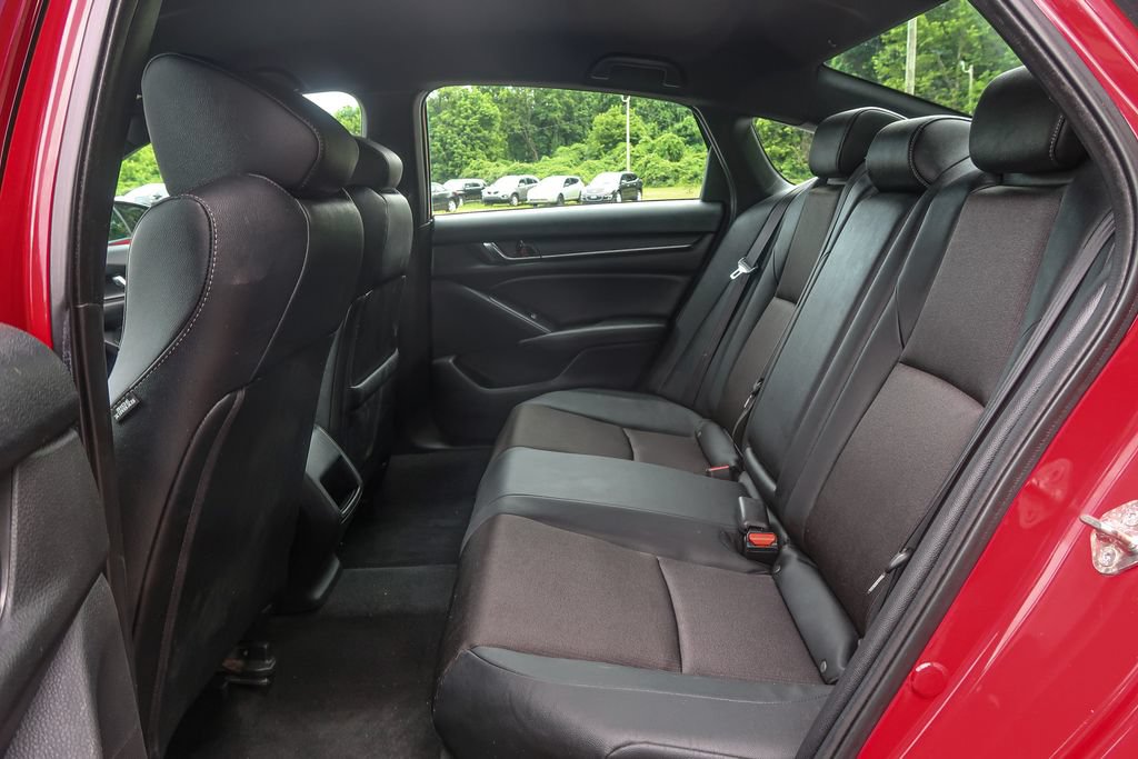 Used 2019 Honda Accord Sport image 17