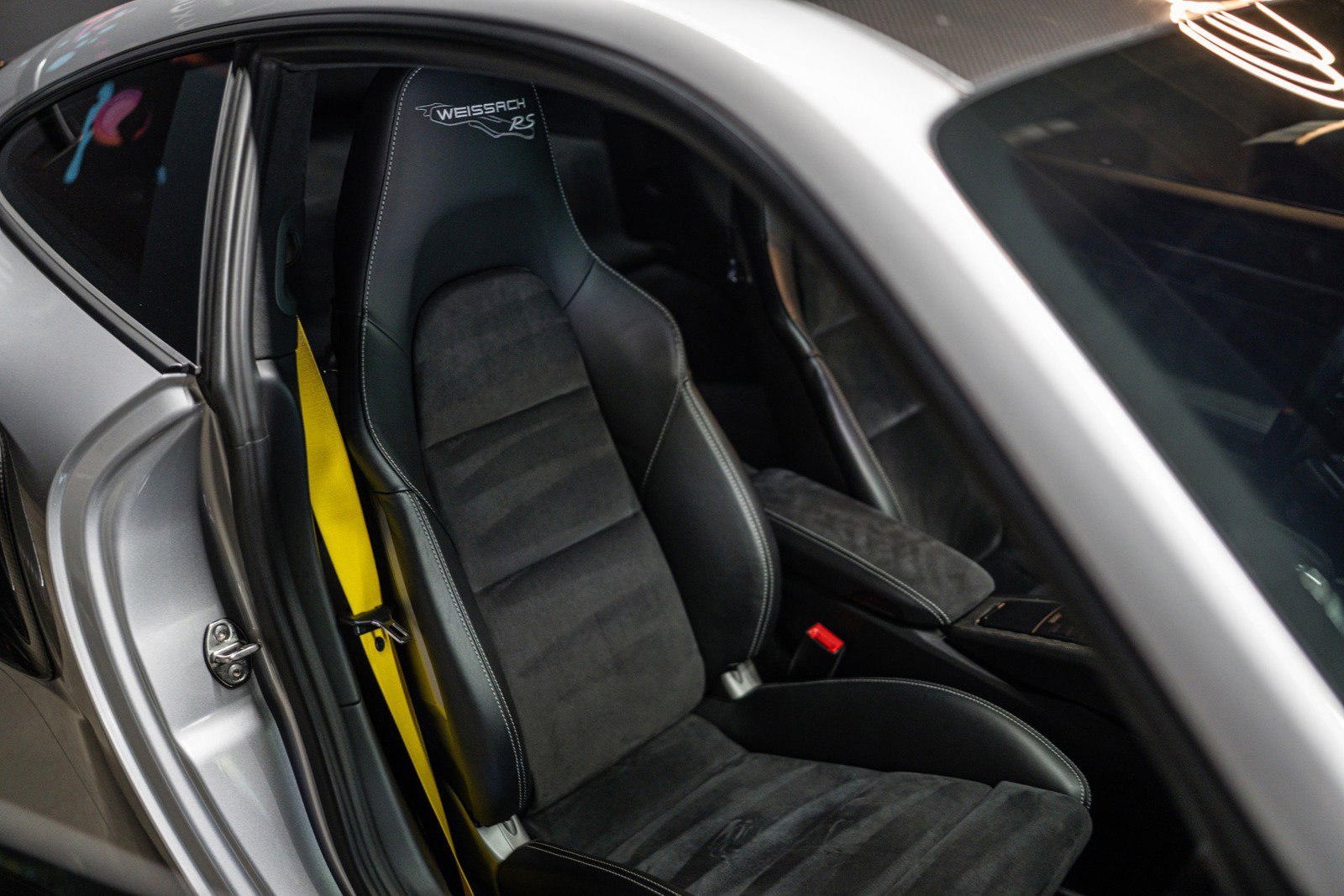 Used 2018 Porsche 911 GT2 RS RWD image 15