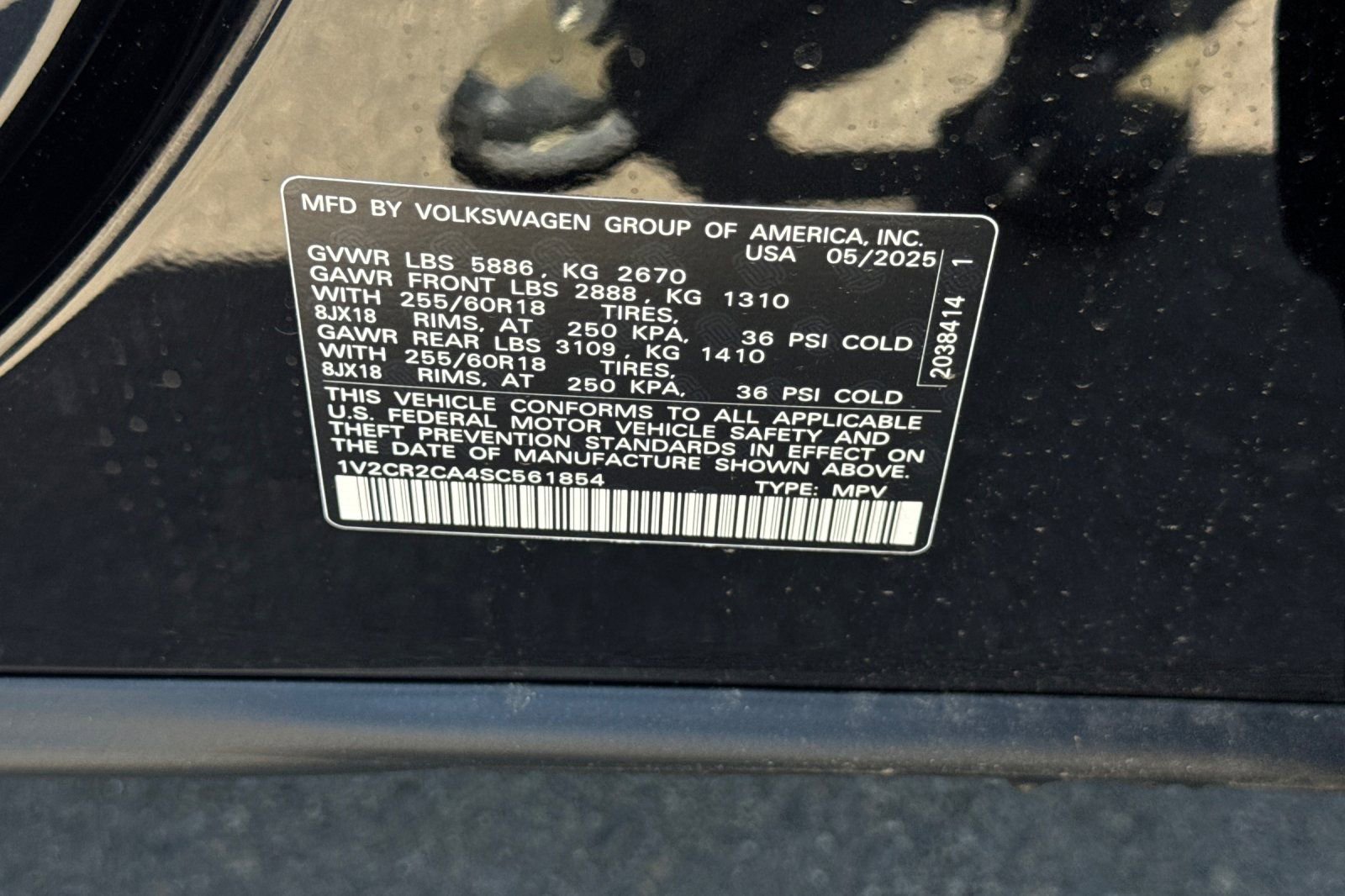 New 2025 Volkswagen Atlas Peak Edition SE image 29