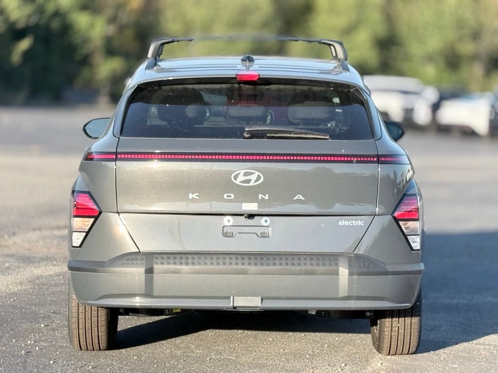 New 2025 Hyundai Kona SEL FWD image 6