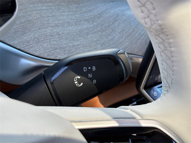 New 2025 Volkswagen ID. Buzz Pro S Plus image 38