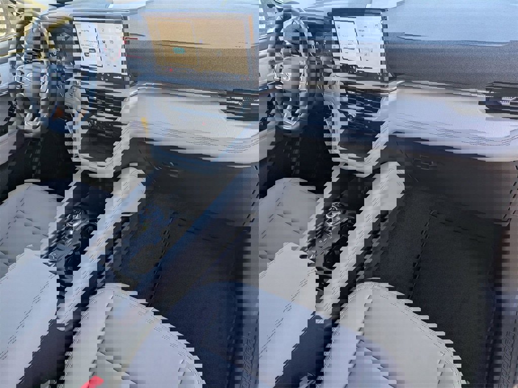 New 2026 Ford Explorer Active w/ Active Comfort Package image 22