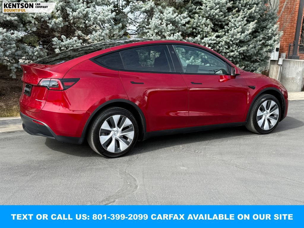 Used 2024 Tesla Model Y Long Range image 9