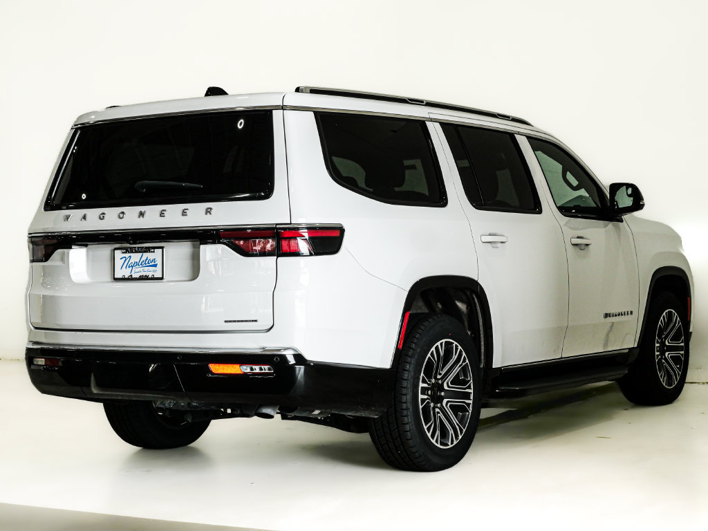 Certified 2024 Jeep Wagoneer Series II AWD/4WD image 5