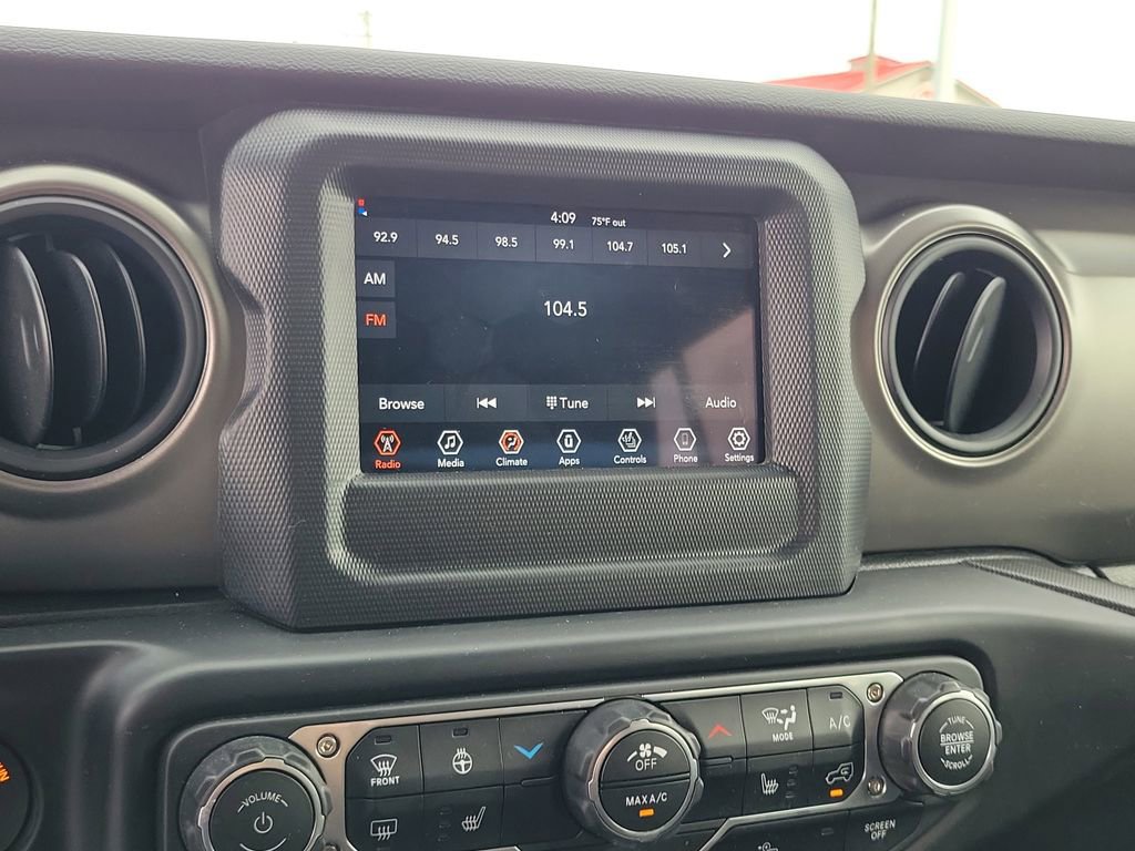 Used 2022 Jeep Wrangler Unlimited Sport AWD/4WD image 27