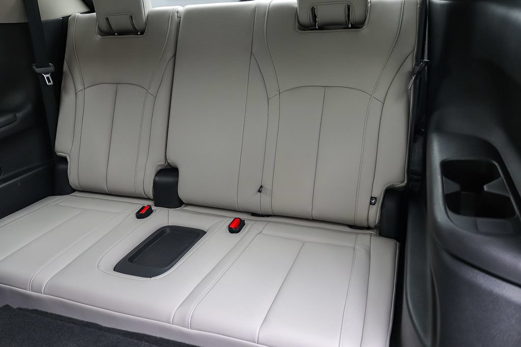 Certified 2026 INFINITI QX60 Pure w/ Cargo Package FWD image 19