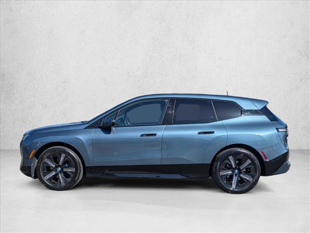 Used 2024 BMW iX xDrive50 w/ Sport Package AWD/4WD image 9