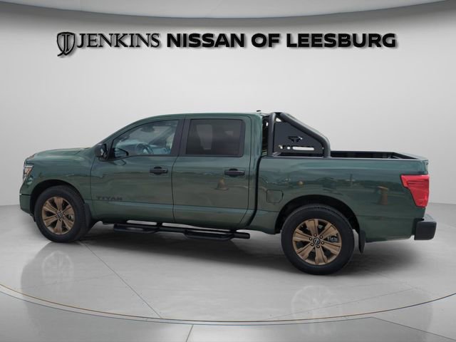 Certified 2024 Nissan Titan SV w/ SV Bronze Edition Package image 13