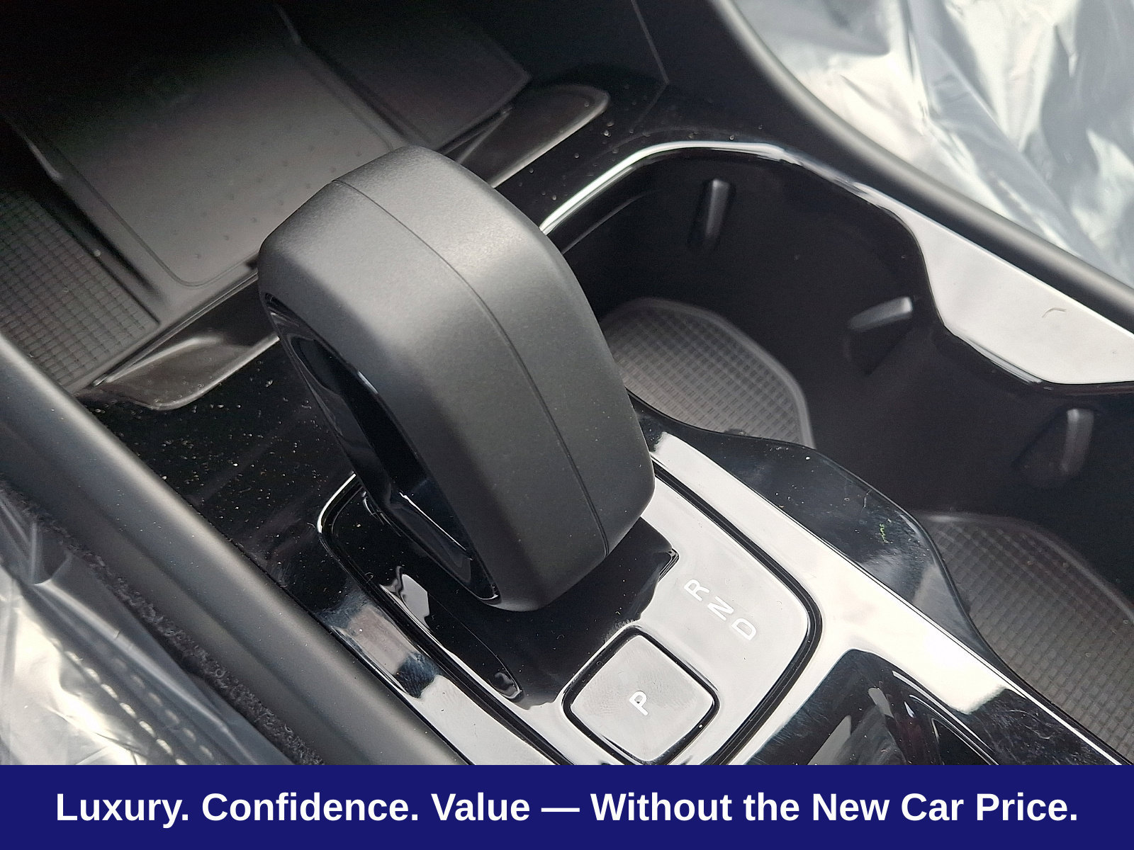 New 2026 Volvo XC40 B5 Ultra w/ Protection Package Premier AWD/4WD image 12