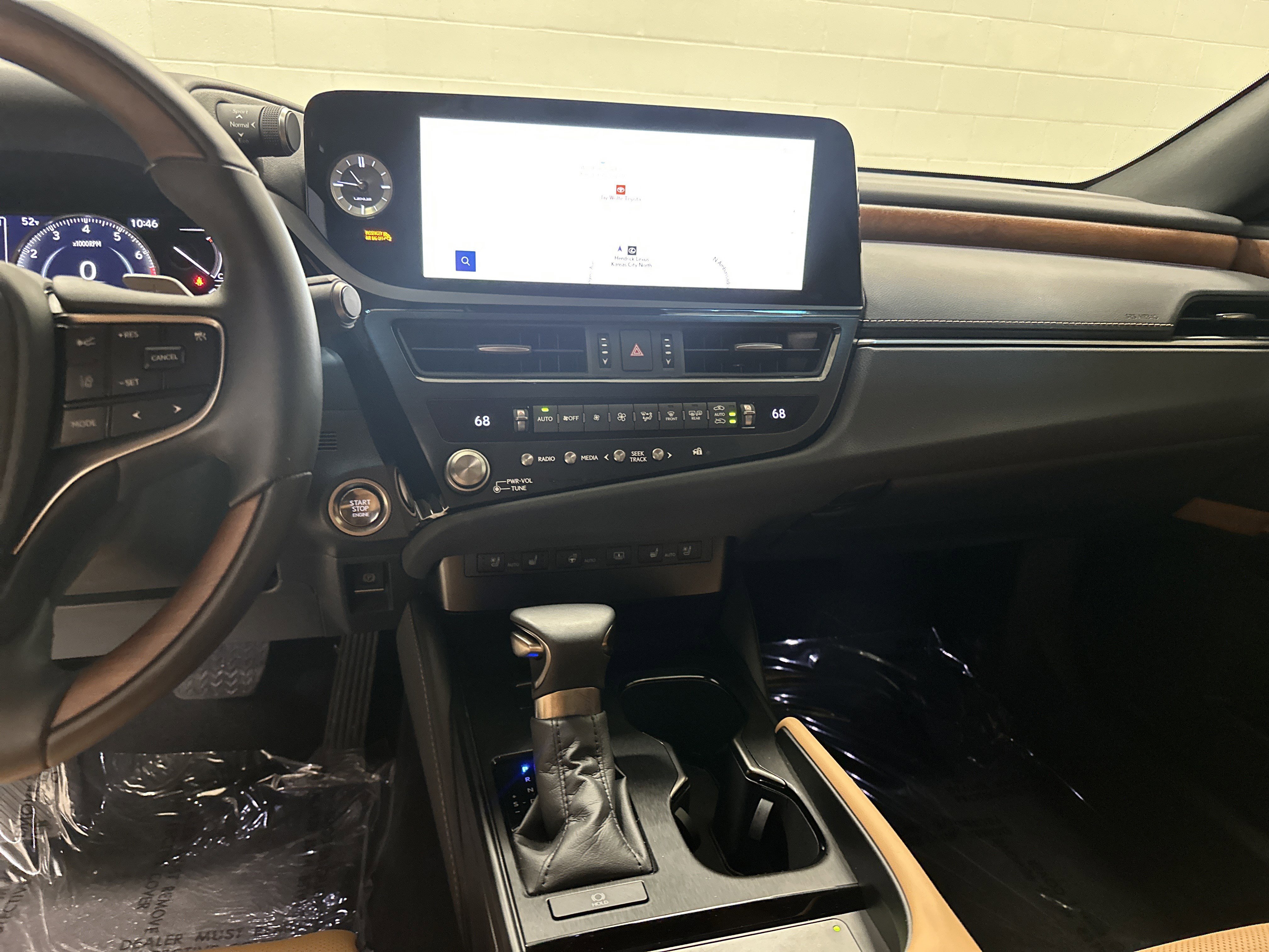 Certified 2025 Lexus ES 350 Luxury w/ Accessory Package (Z1) image 30