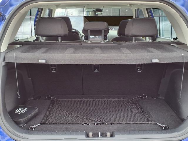 Certified 2025 Hyundai Venue SEL FWD image 7